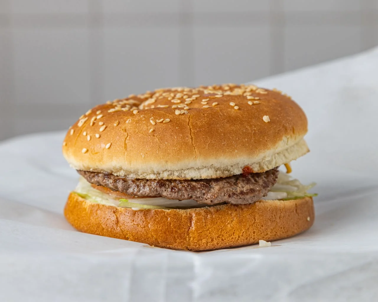 Cheeseburger on a sesame bun